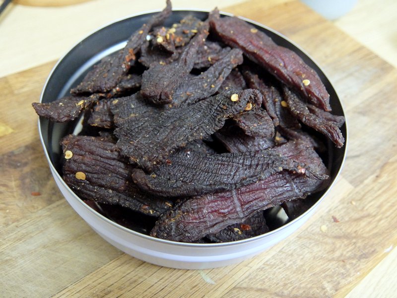 Made some super garlicky beef jerky! : r/dehydrating