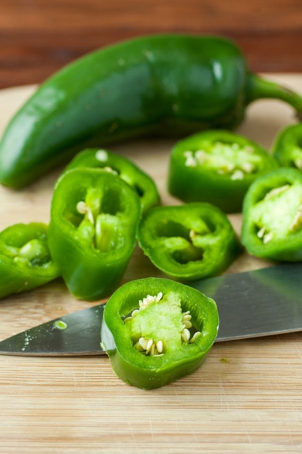 sliced pickled jalapenos